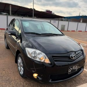 2012 Toyota Auris